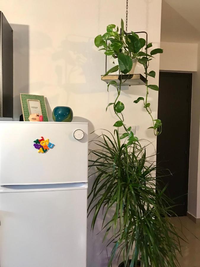 Fat Cow Apartment 101 Ларнака Екстериор снимка