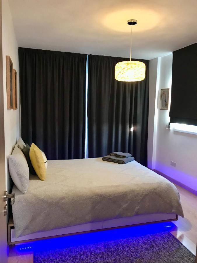 Fat Cow Apartment 101 Ларнака Екстериор снимка