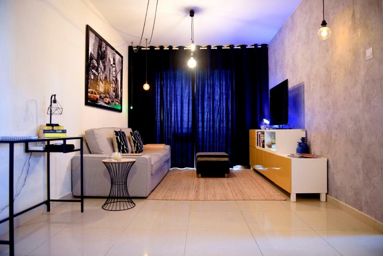Fat Cow Apartment 101 Ларнака Екстериор снимка